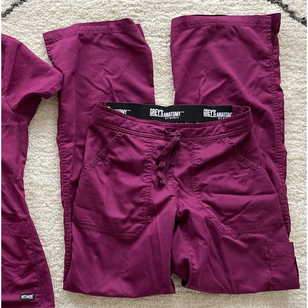 Grey’s Anatomy scrub bottom/pant Maroon/Wine. XS